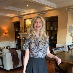 Meet your Posher, Carrie